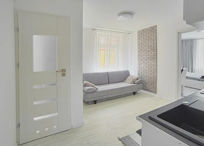 Appartement Lelewela 8 *